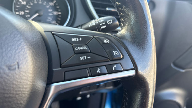 Nissan Qashqai 1.5 dCi 115 Tekna 5dr Diesel Hatchback